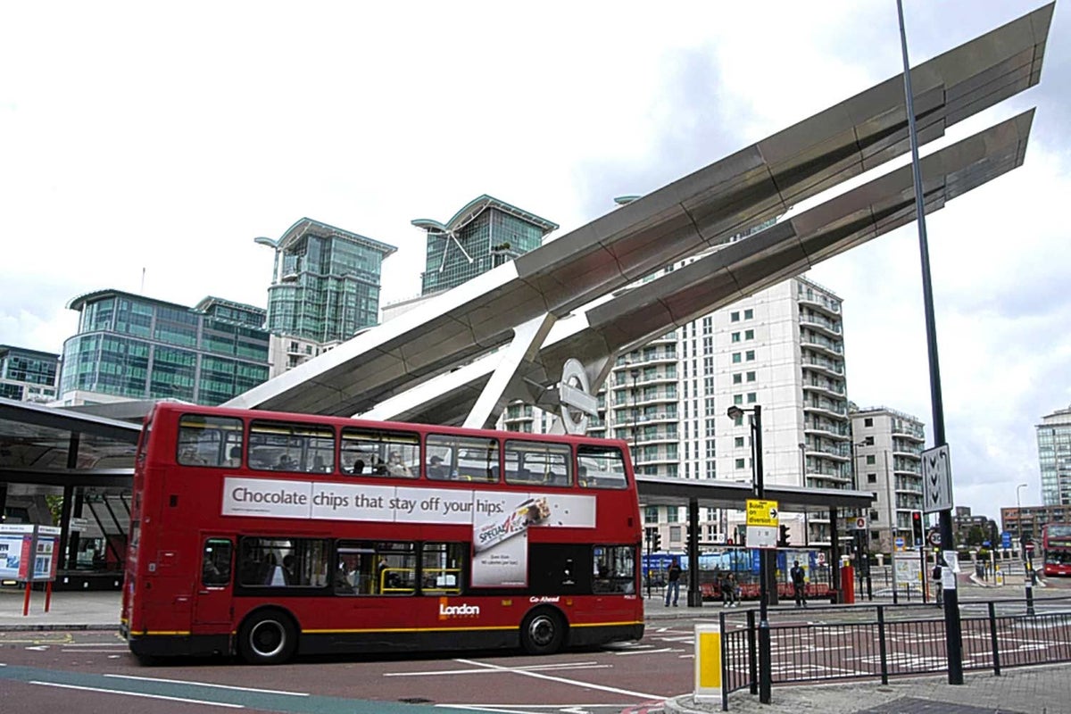 Vauxhall station contacts and address Vauxhall station contacts and address