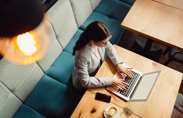 WFC-IHA-protecting-yourself-online-916895482-2560x1600-1-1694x1090